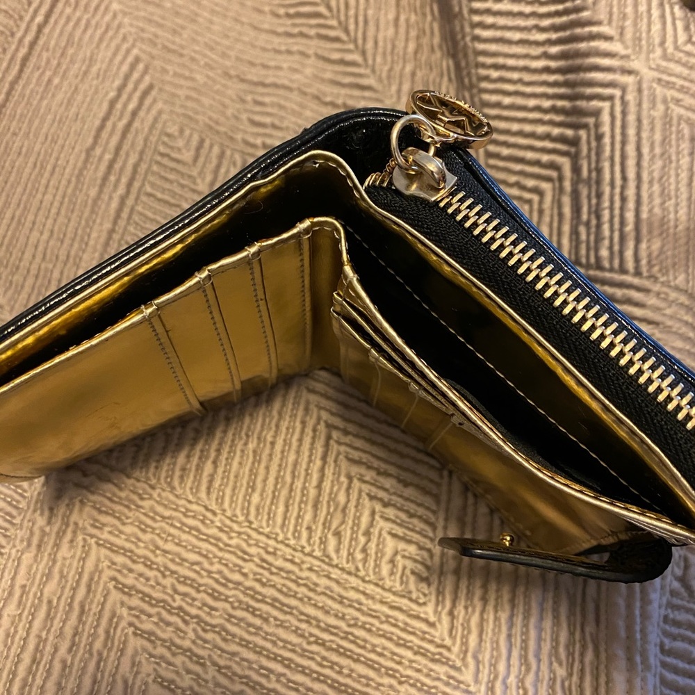 🌺 NWOT Michael Kors Wallet - Picture 4 of 6